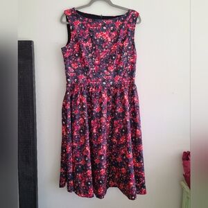 Lindy Bop Floral Sleeveless Dress. Size L